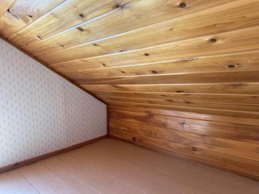 Lovely T& G ceilings in upper bonus area