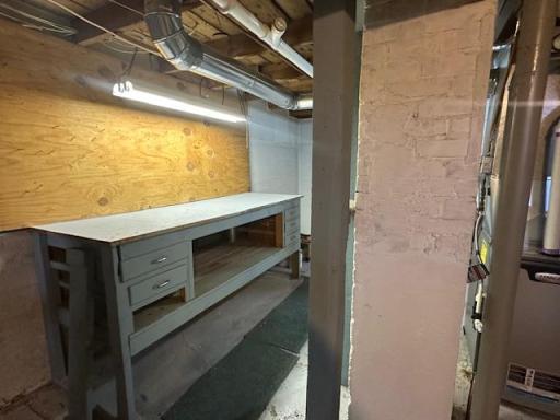 basement work area
