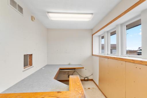 2900 Airport Drive W, Faribault, MN 55021