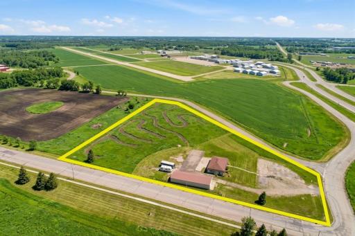 2900 Airport Drive W, Faribault, MN 55021