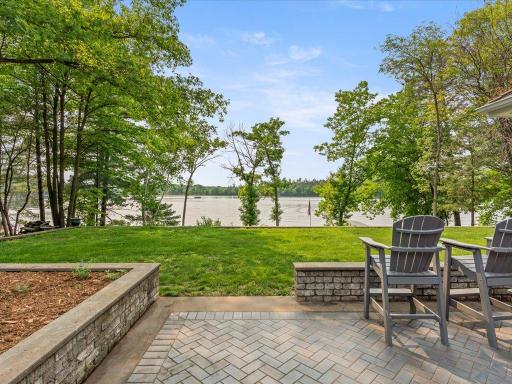 8821 Interlachen Road, Nisswa, MN 56468