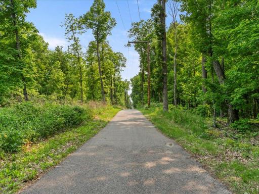8821 Interlachen Road, Nisswa, MN 56468