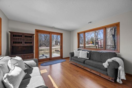 741 Glenwood Avenue, Big Lake, MN 55309
