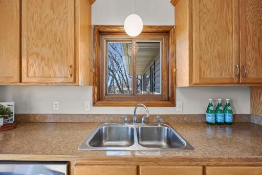 741 Glenwood Avenue, Big Lake, MN 55309