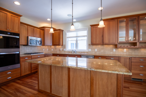 1544 Salem Court SW, Rochester, MN 55902