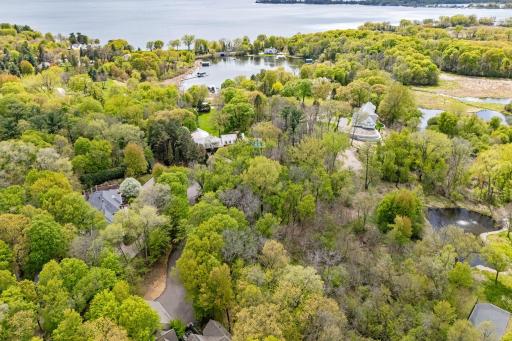 445 Bovey Road, Wayzata, MN 55391