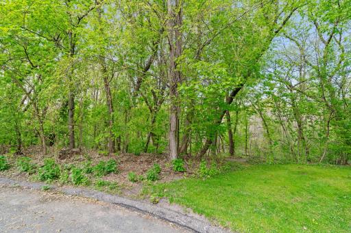 445 Bovey Road, Wayzata, MN 55391