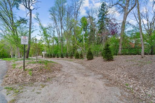 445 Bovey Road, Wayzata, MN 55391
