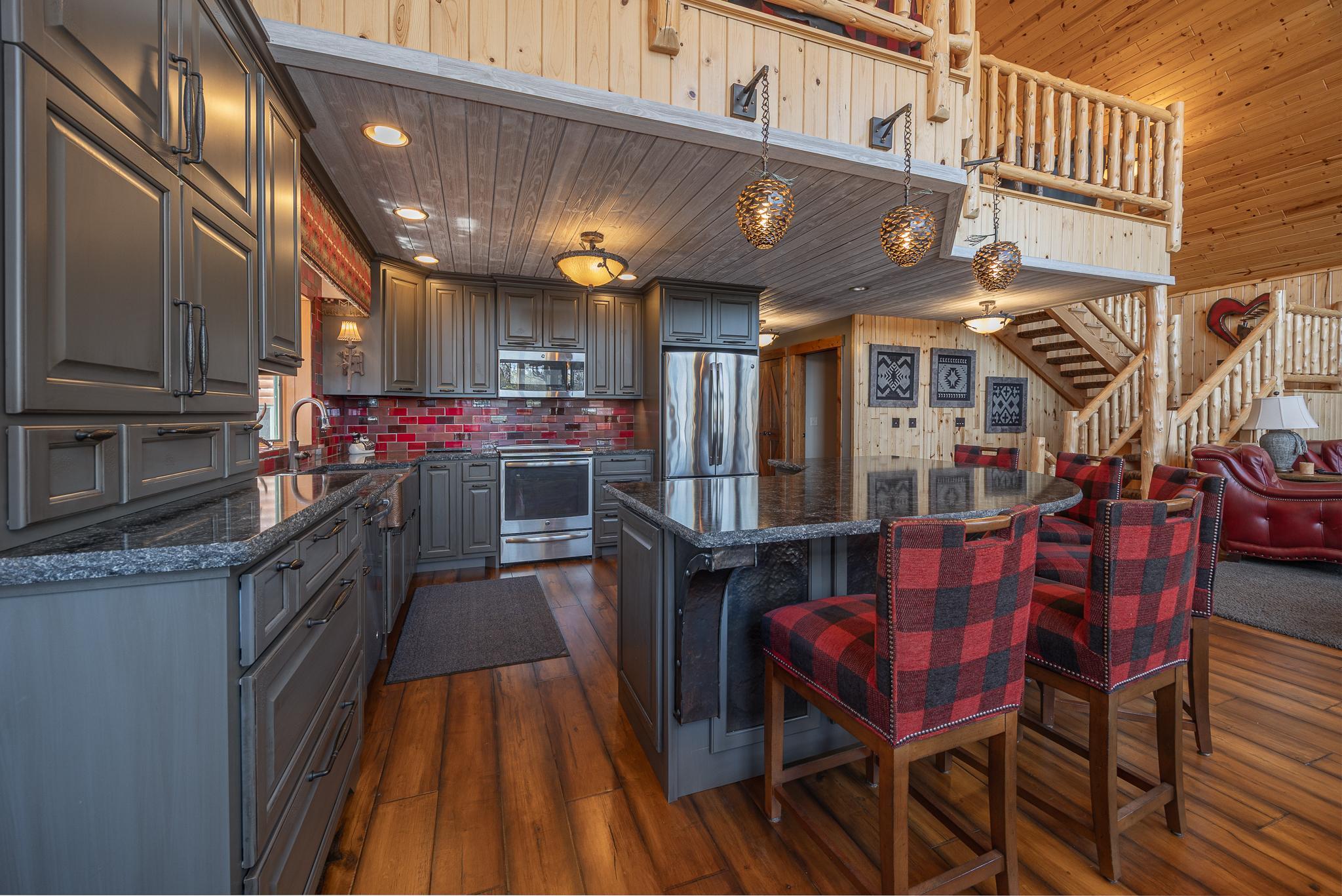 Views of kitchen