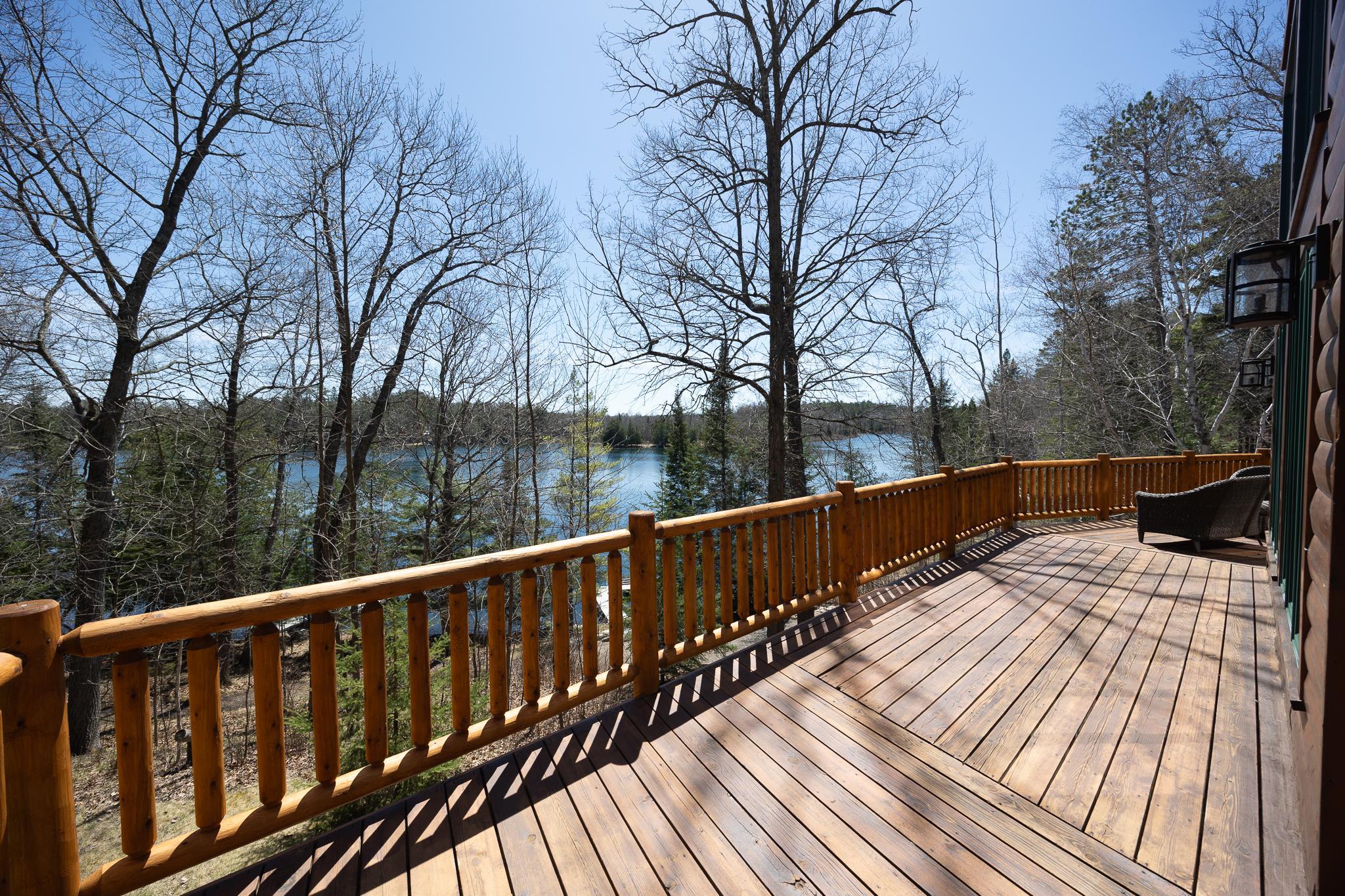 Panoramic deck views of Thunder Lake