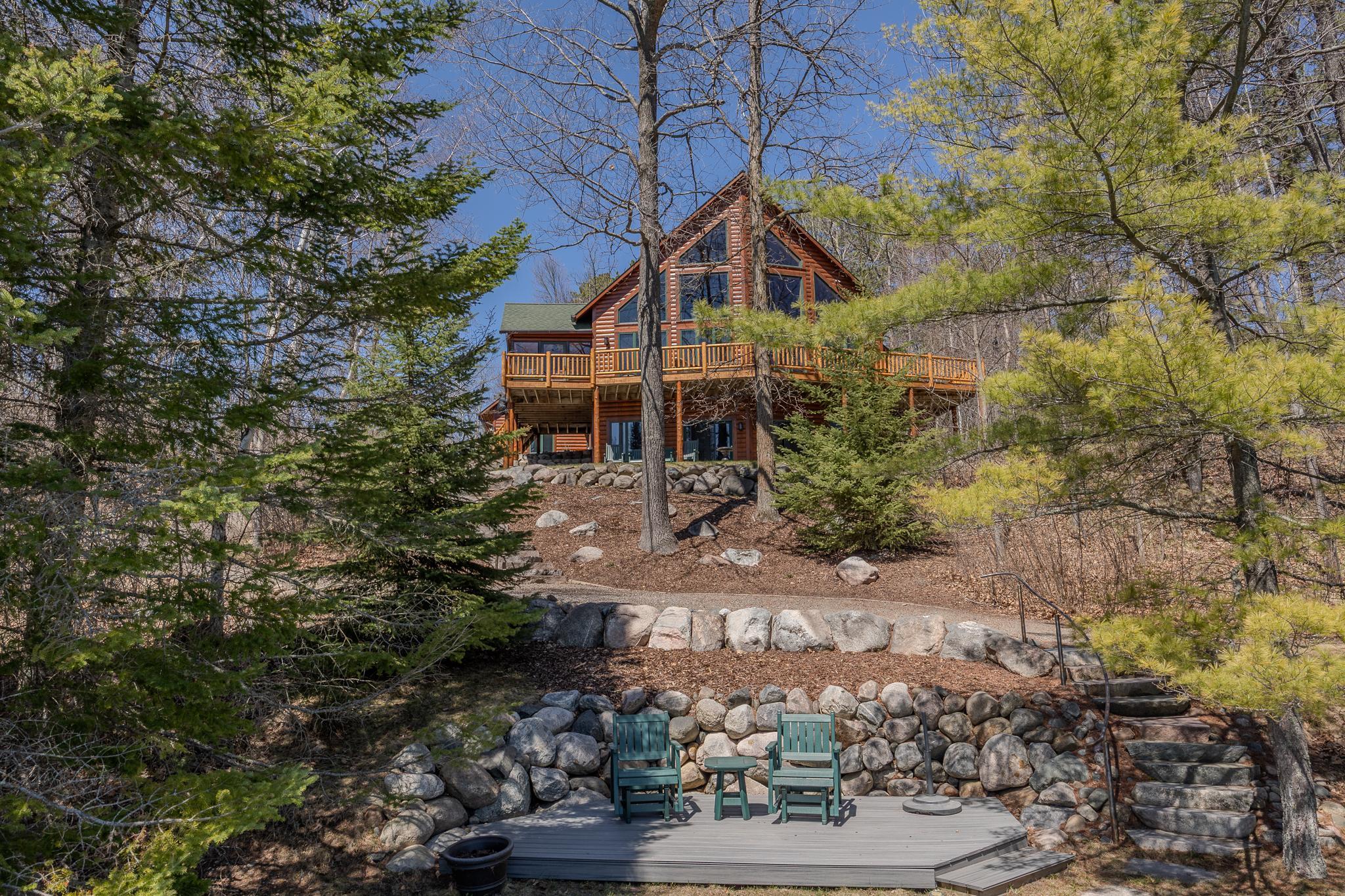 Welcome to 6044 S Thunder Lake Dr NE Remer