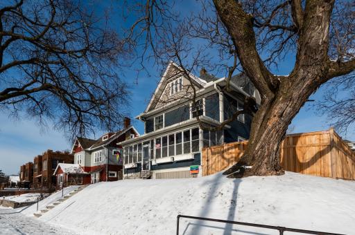 865 St Clair Avenue, Saint Paul, MN 55105