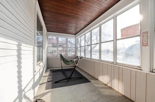 865 St Clair Avenue, Saint Paul, MN 55105