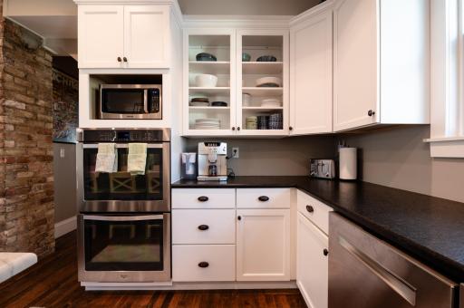 865 St Clair Avenue, Saint Paul, MN 55105