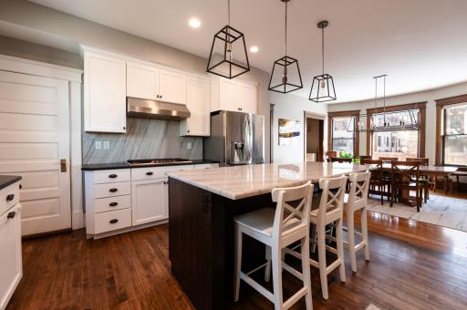 865 St Clair Avenue, Saint Paul, MN 55105