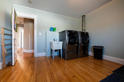 865 St Clair Avenue, Saint Paul, MN 55105