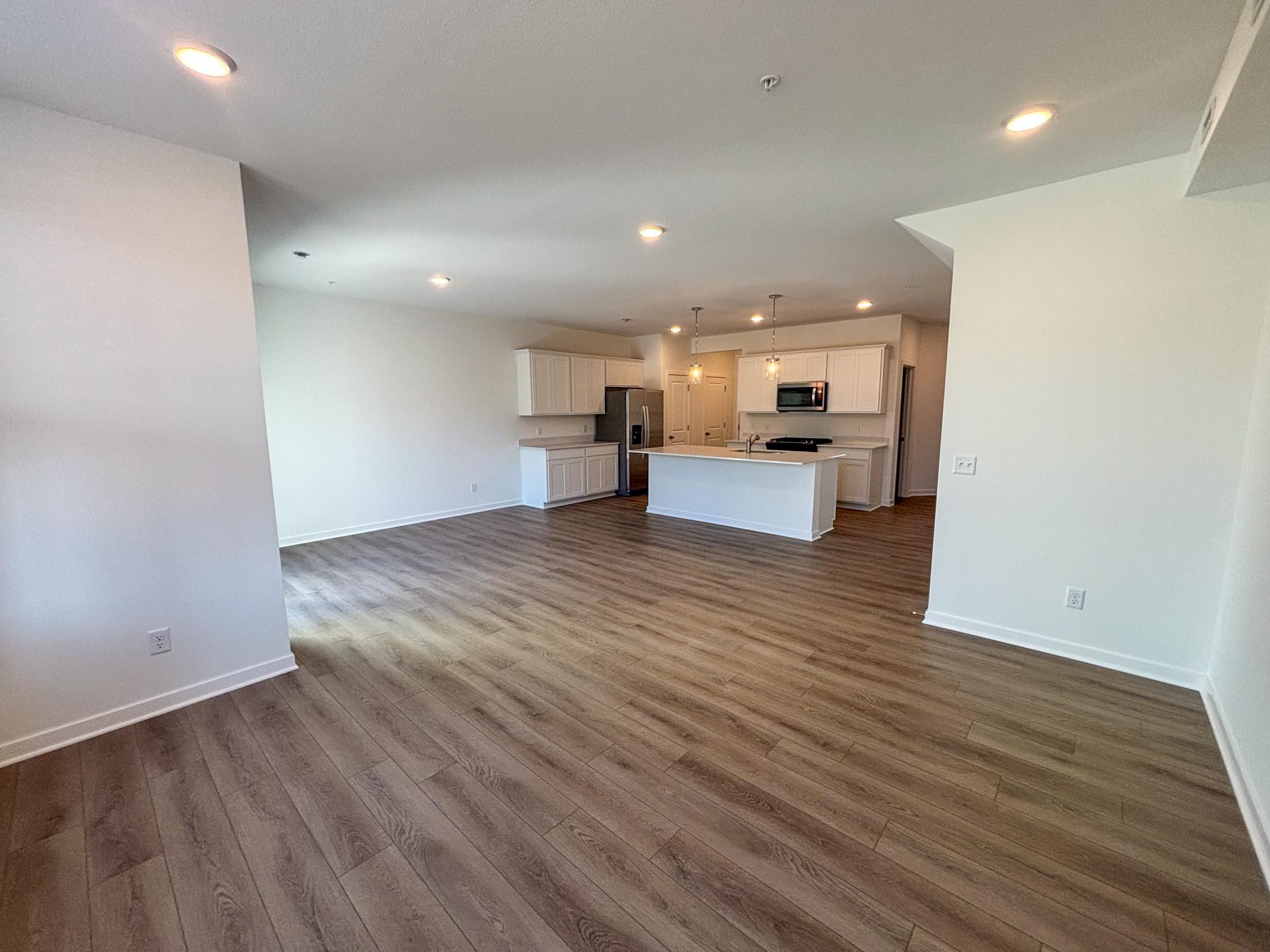 Gorgeous Spacious Open Floor Plan