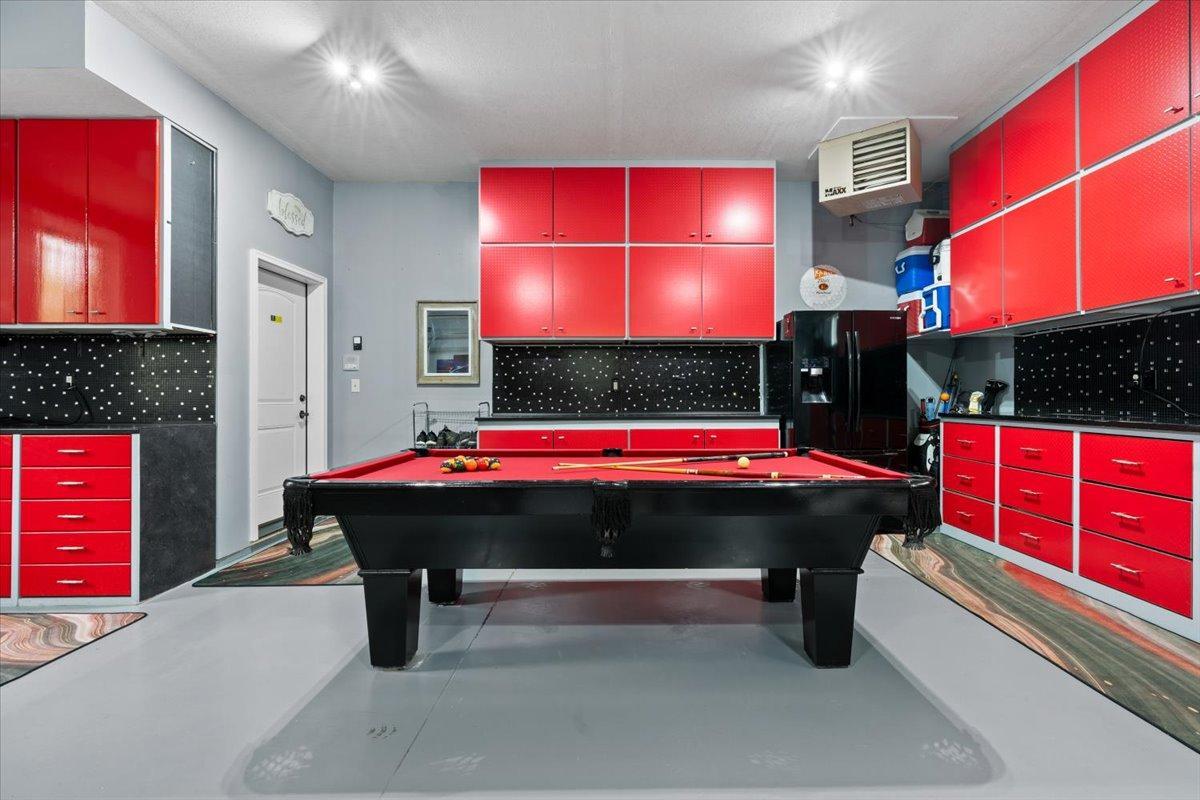 Garage entertaining space