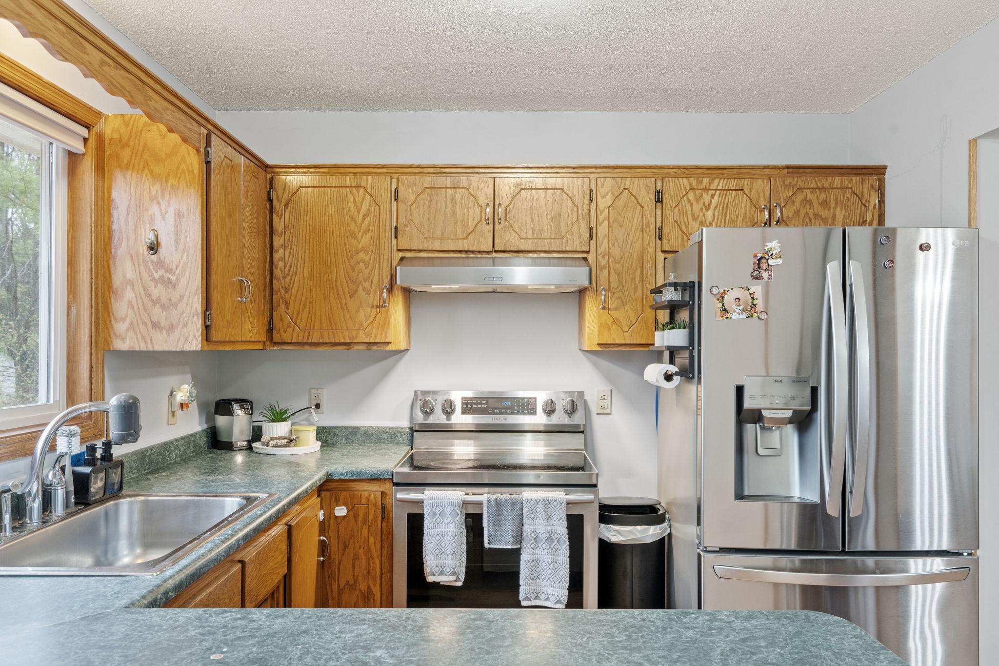 10-web-or-mls-3411 E Mineral-10.jpg