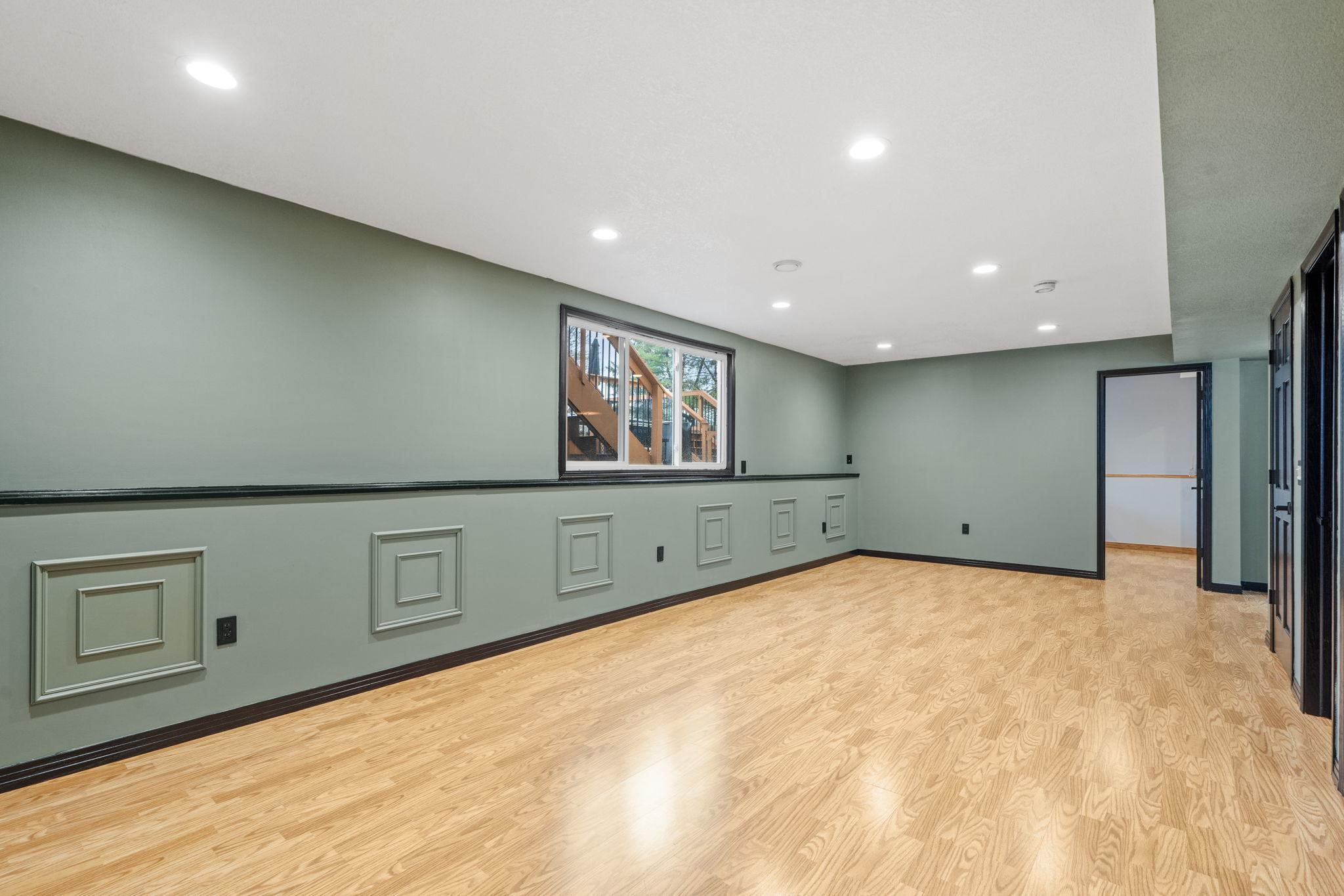 23-web-or-mls-3411 E Mineral-23.jpg