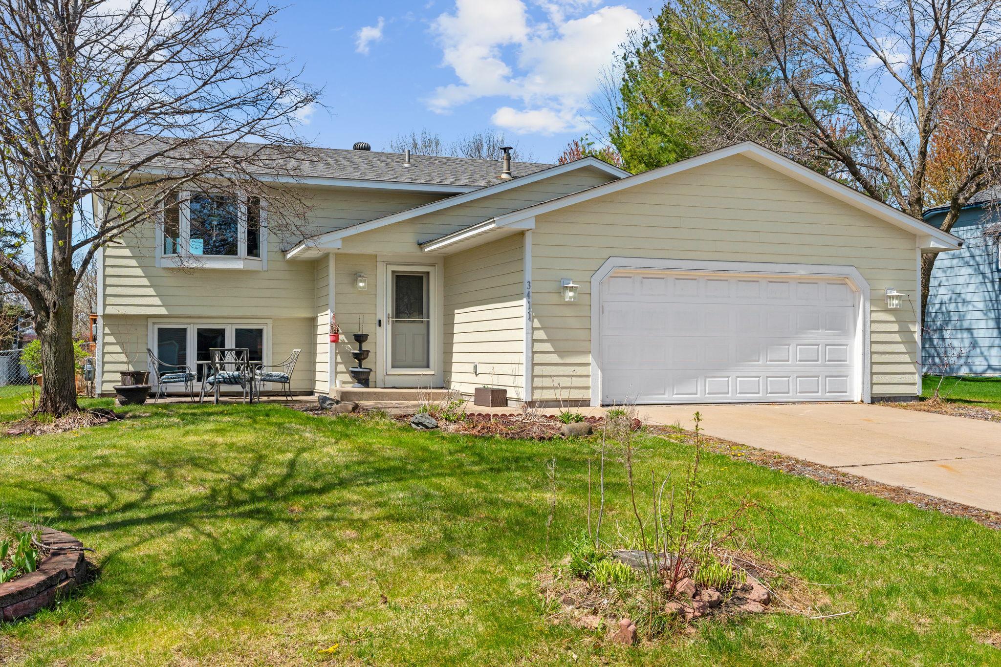 2-web-or-mls-3411 E Mineral Pond Blvd Exteriors-2.jpg