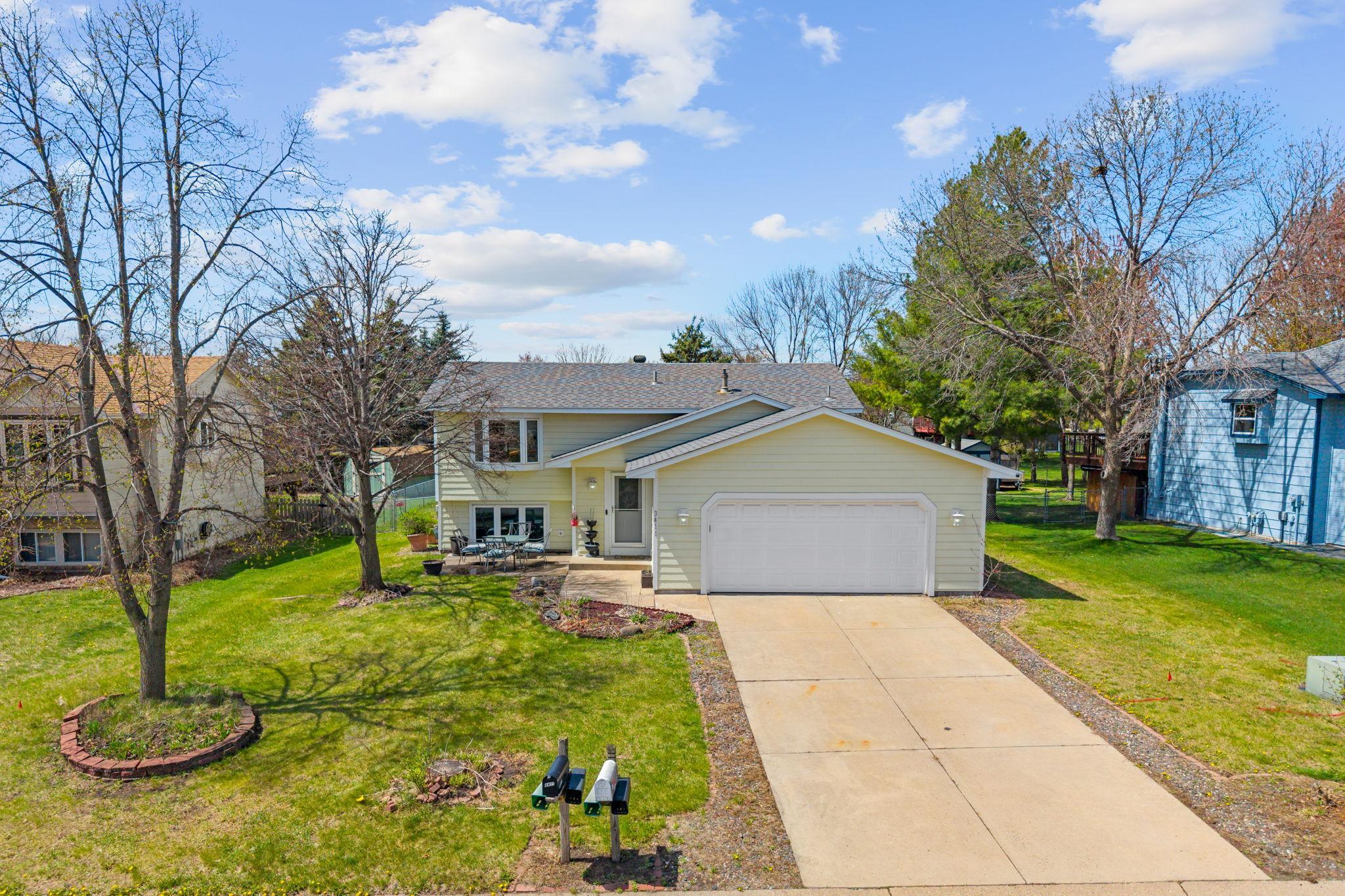 14-web-or-mls-3411 E Mineral Pond Blvd Exteriors-14.jpg