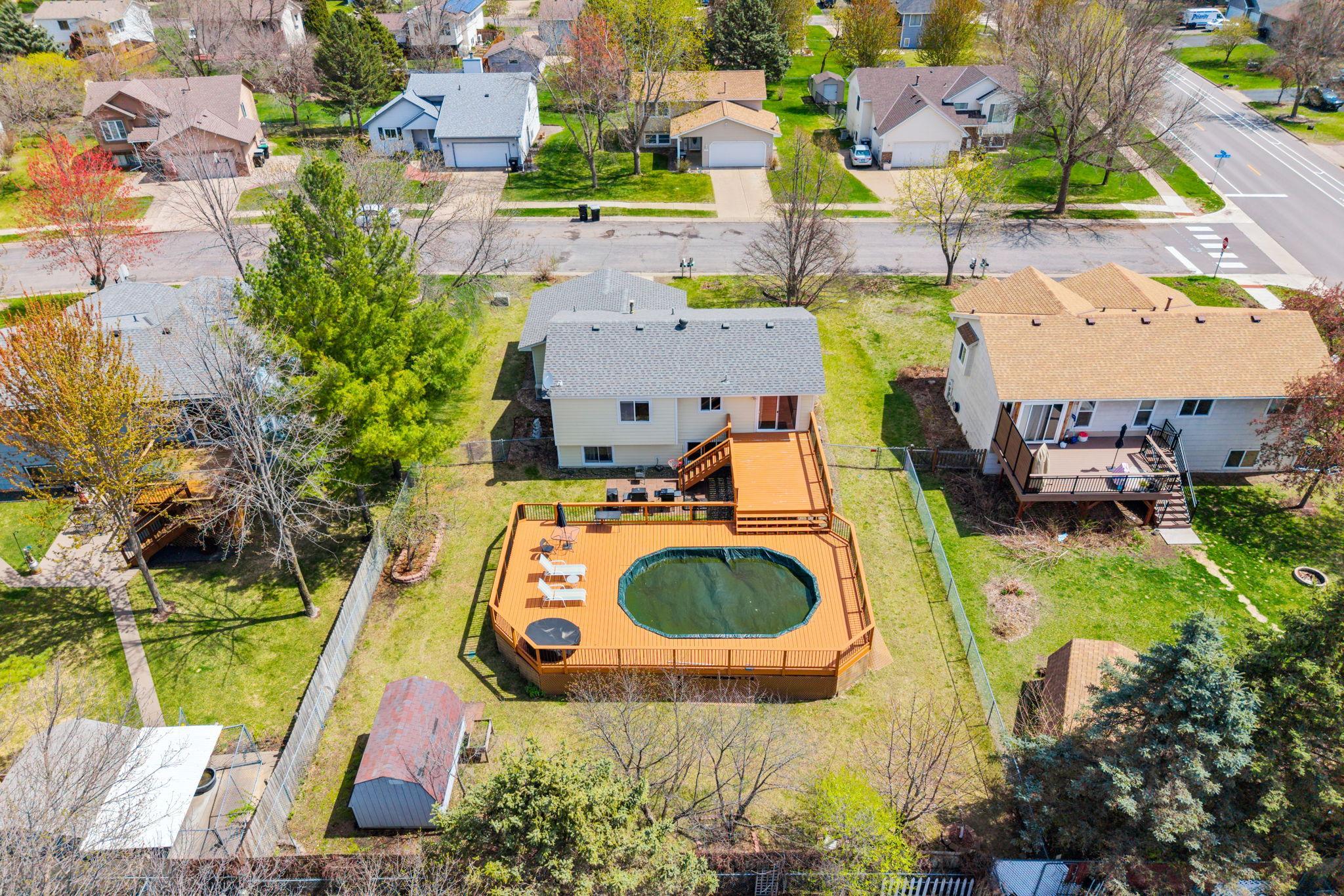 17-web-or-mls-3411 E Mineral Pond Blvd Exteriors-17.jpg