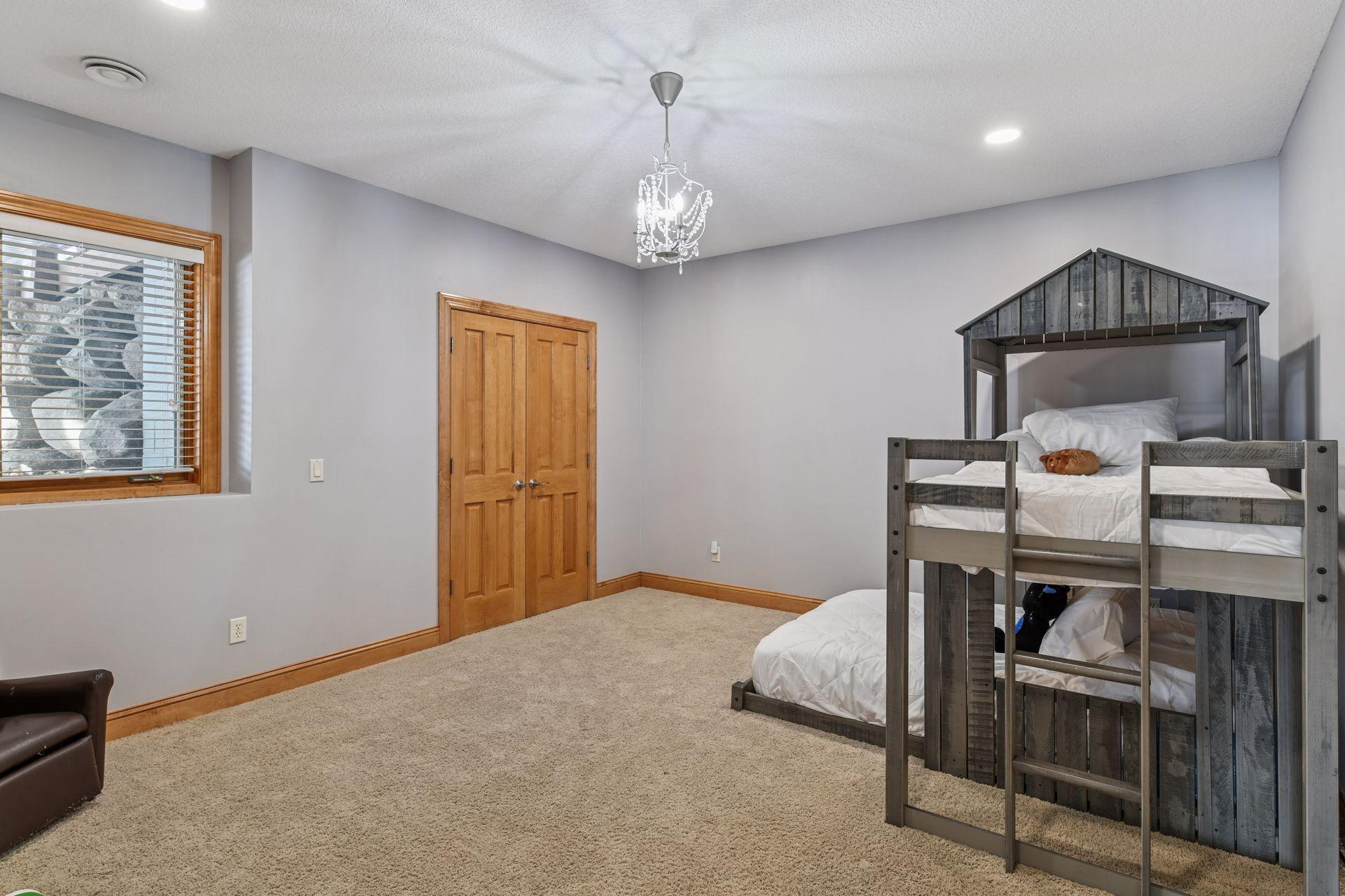 7455 Fern Court - Spacecrafting - 0037.jpg