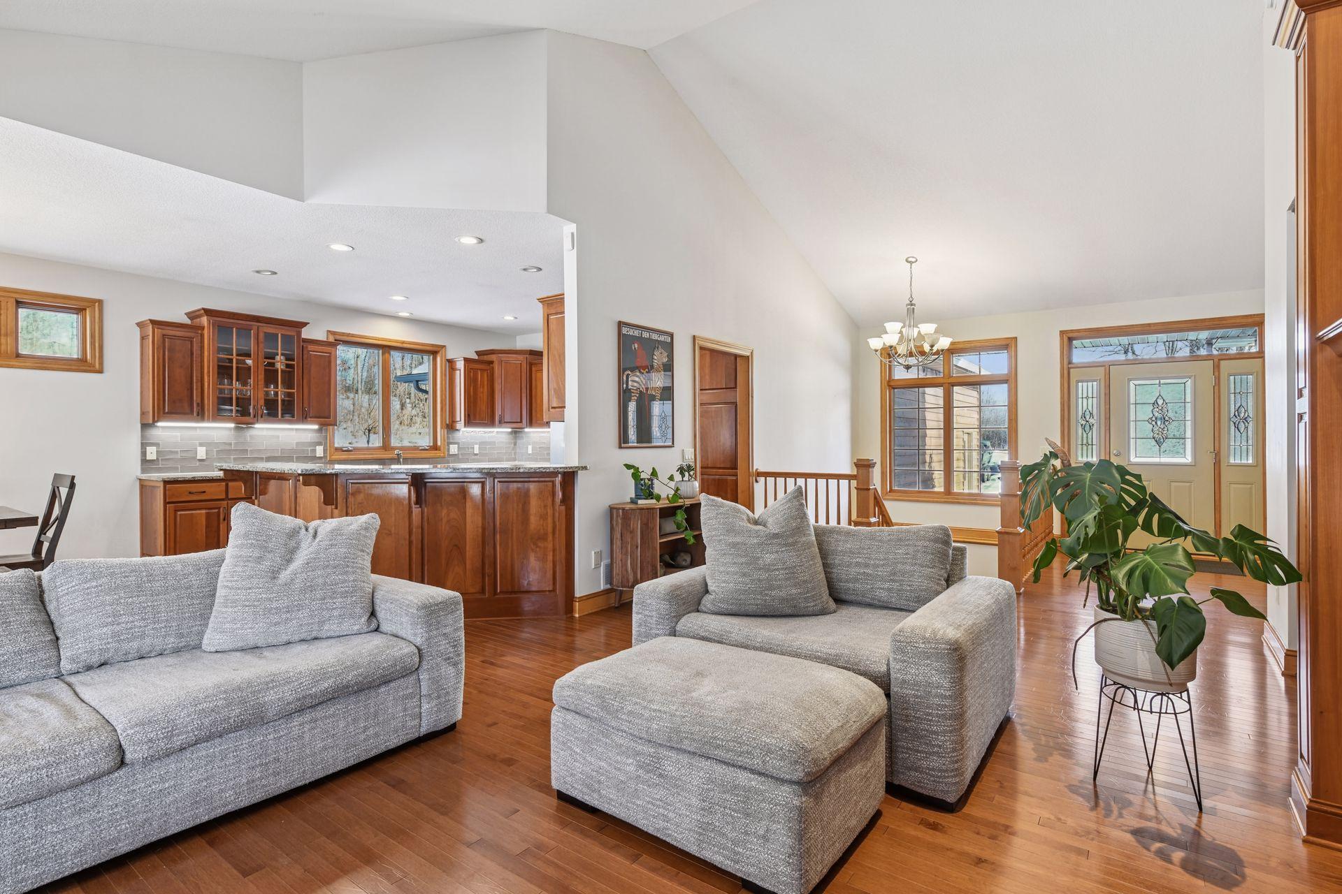 7455 Fern Court - Spacecrafting - 0007.jpg