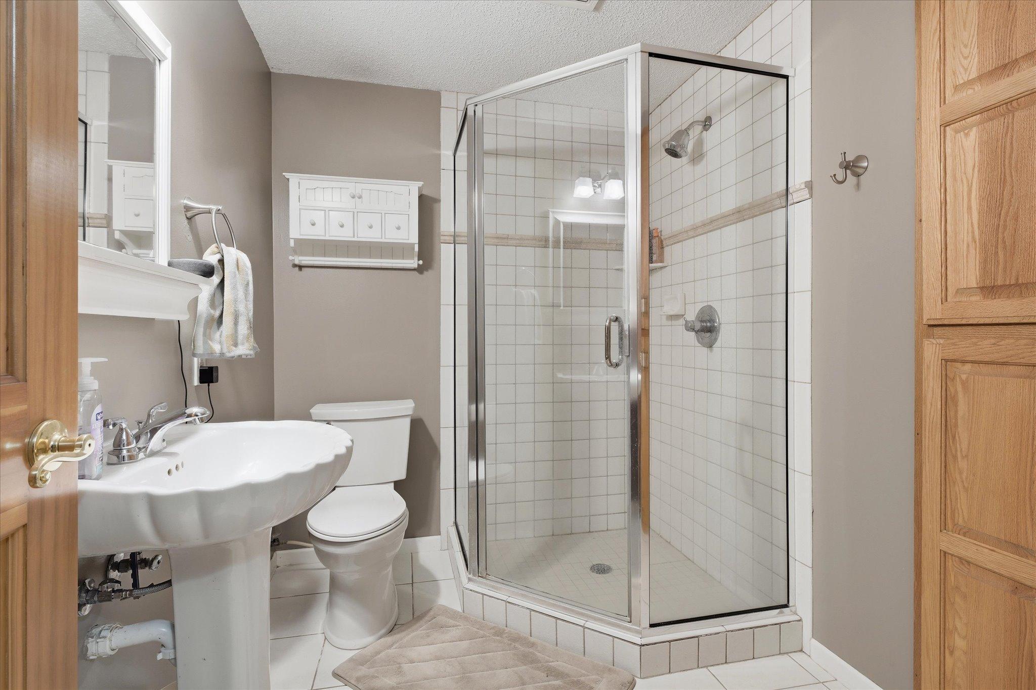 50-1237 Summit Oaks Dr [2819842]- 050.jpg