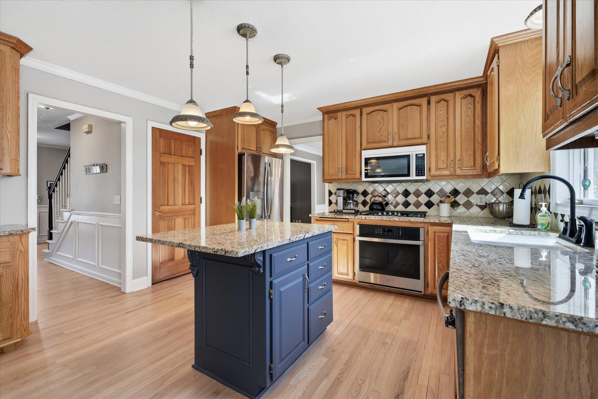 17-1237 Summit Oaks Dr [2819842]- 017.jpg