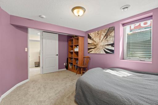 5825 Ensign Avenue N, Minneapolis, MN 55428