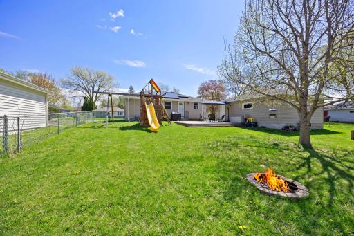 5825 Ensign Avenue N, Minneapolis, MN 55428