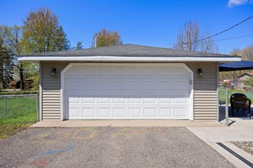 5825 Ensign Avenue N, Minneapolis, MN 55428