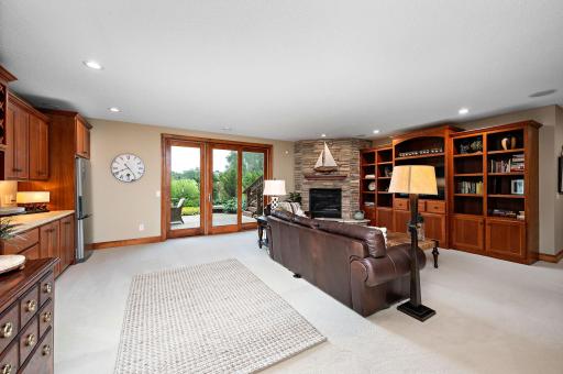 9356 Albright Court, Inver Grove Heights, MN 55077