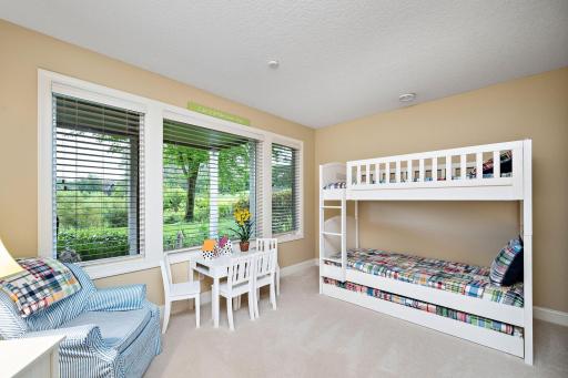 9356 Albright Court, Inver Grove Heights, MN 55077