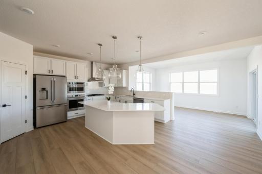 (Photos of model home, finishes will vary)