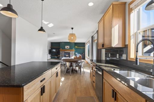 Nice open design keeps everyone together.