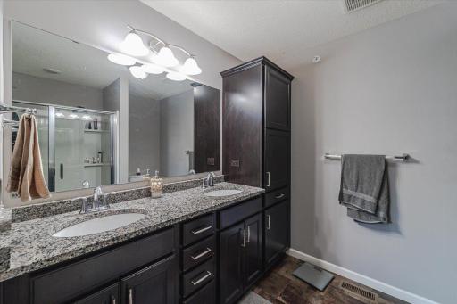 6972 Archer Trail, Inver Grove Heights, MN 55077