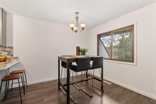 18-web-or-mls-6558 Upper 35th St N-18.jpg