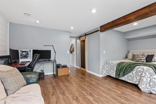 36-web-or-mls-6558 Upper 35th St N-36.jpg