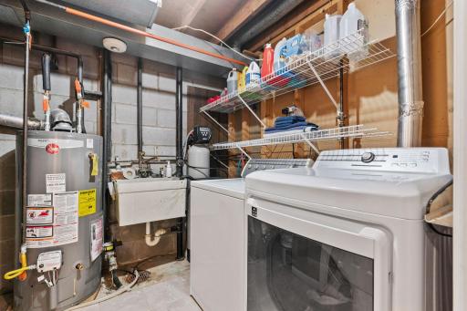 38-web-or-mls-6558 Upper 35th St N-38.jpg