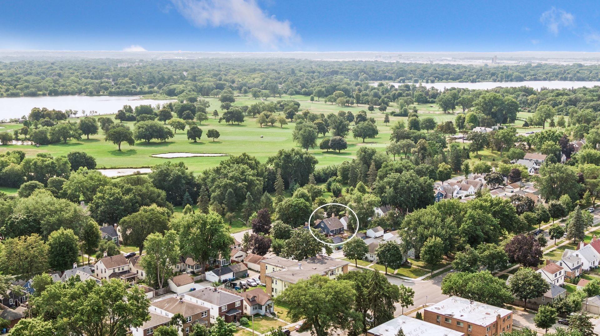 Highly walkable and bikable South Minneapolis, within walking distance to both Lake Hiawatha and Lake Nokomis.