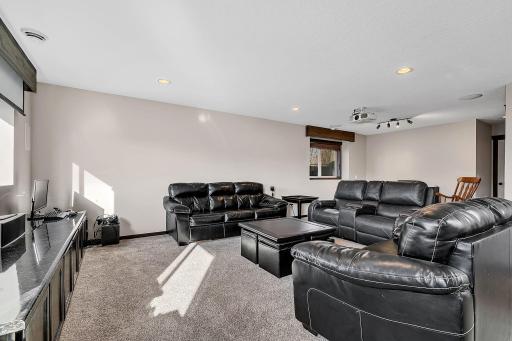 20506 150th Street NW, Elk River, MN 55330