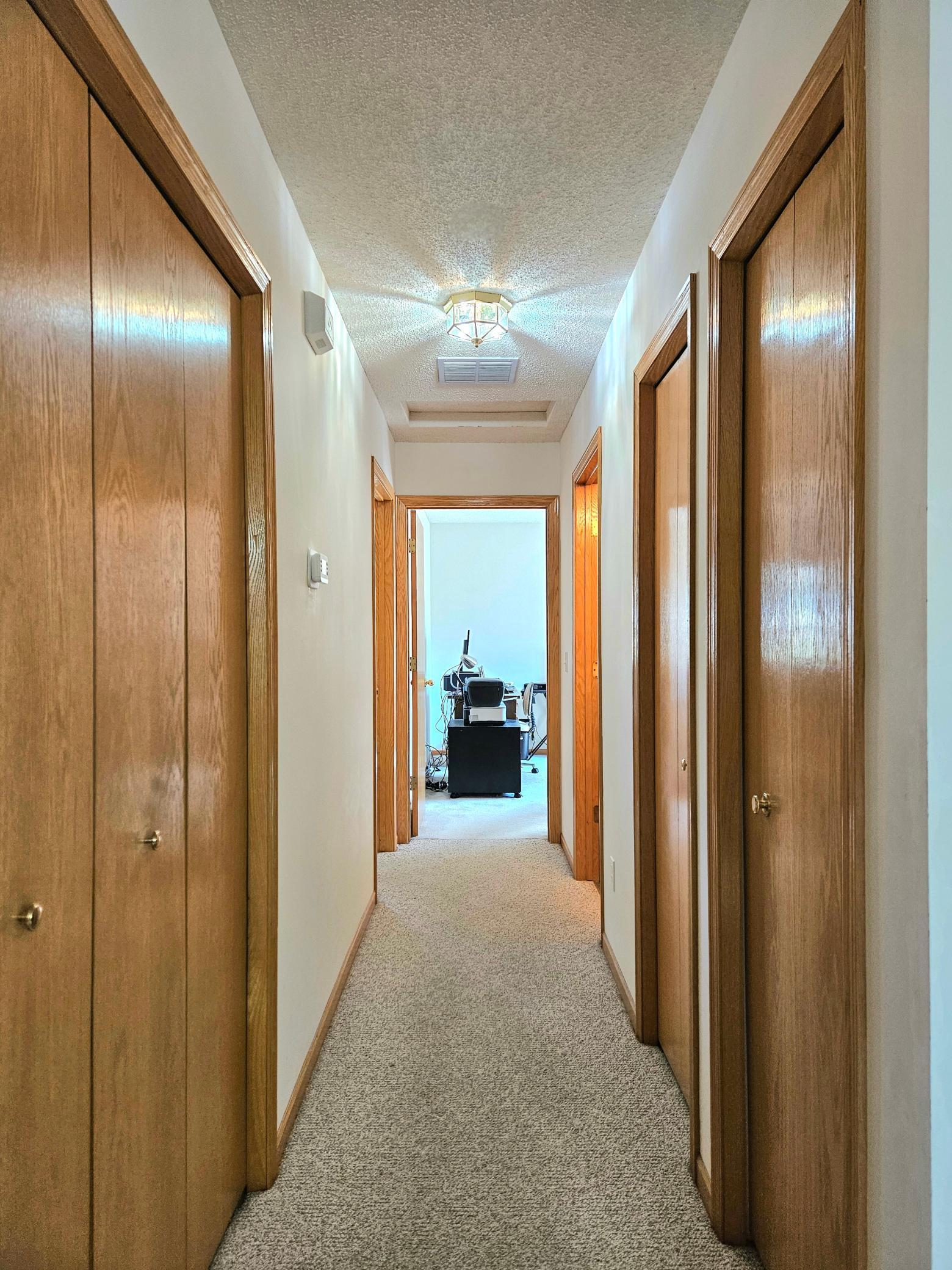 Hallway (laundry, storage, beds/baths)