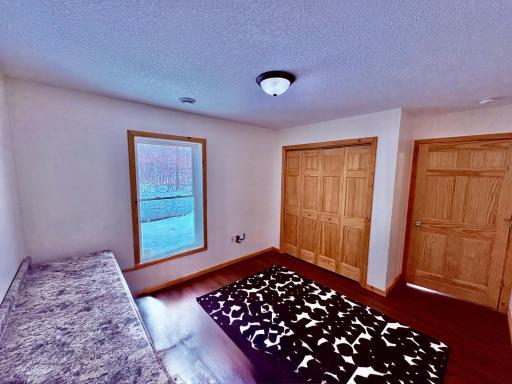 Bedroom 4/office (counter is removable)