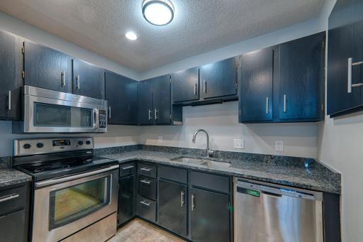 311 Pleasant Avenue, 404, Saint Paul, MN 55102