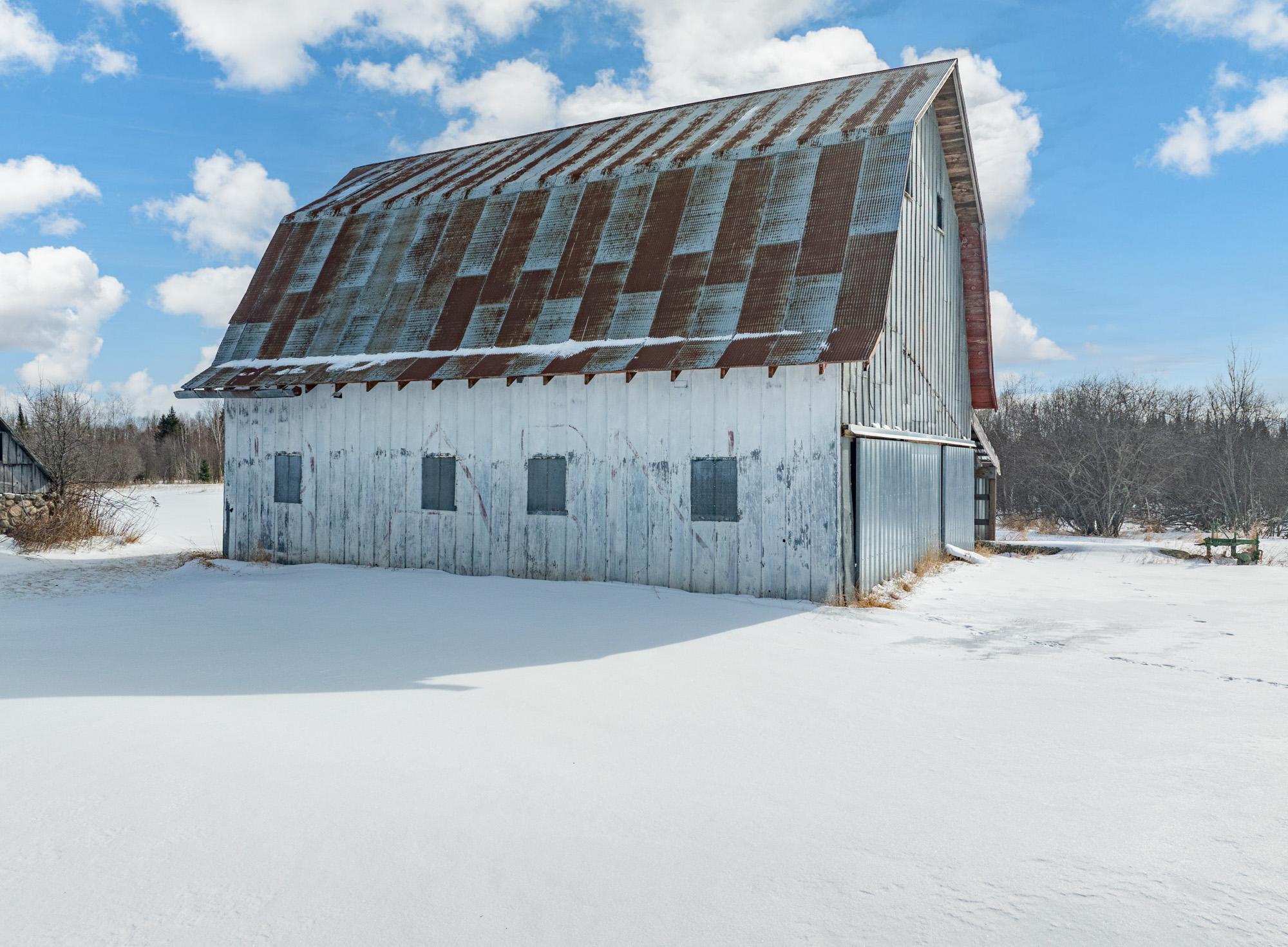 Barn