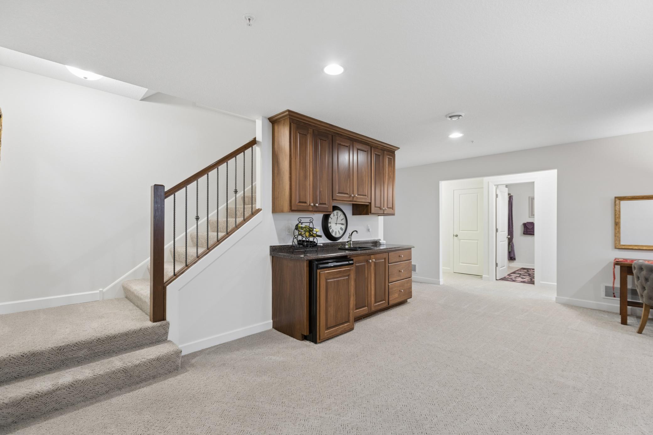 Lower Level Wet Bar