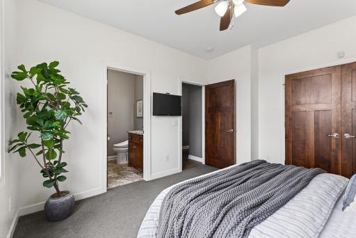 6030 Lanewood Lane N, Minneapolis, MN 55446
